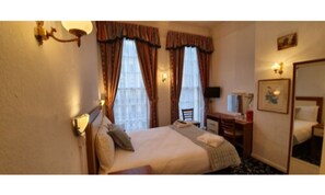 Standard Double Room, 1 Double Bed | Desk, laptop workspace, iron/ironing board, WiFi