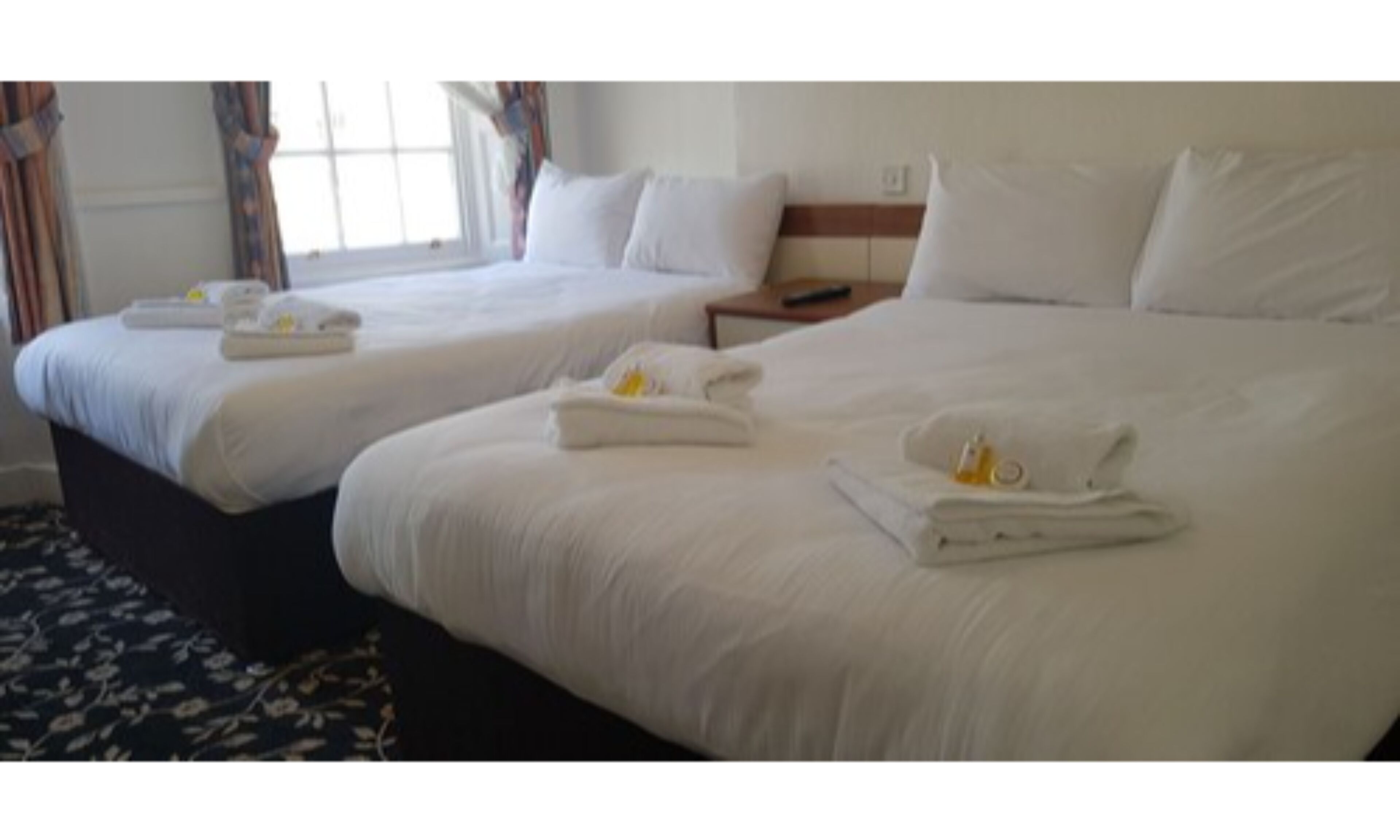 Quadruple Room, 2 Double Beds | Desk, laptop workspace, iron/ironing board, WiFi