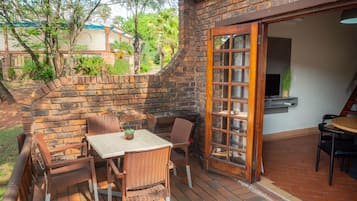Family Room (Cabana) | Terrace/patio