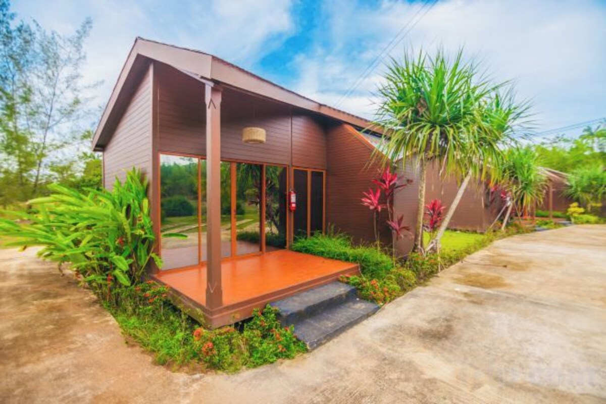 Fishing Pond Villa