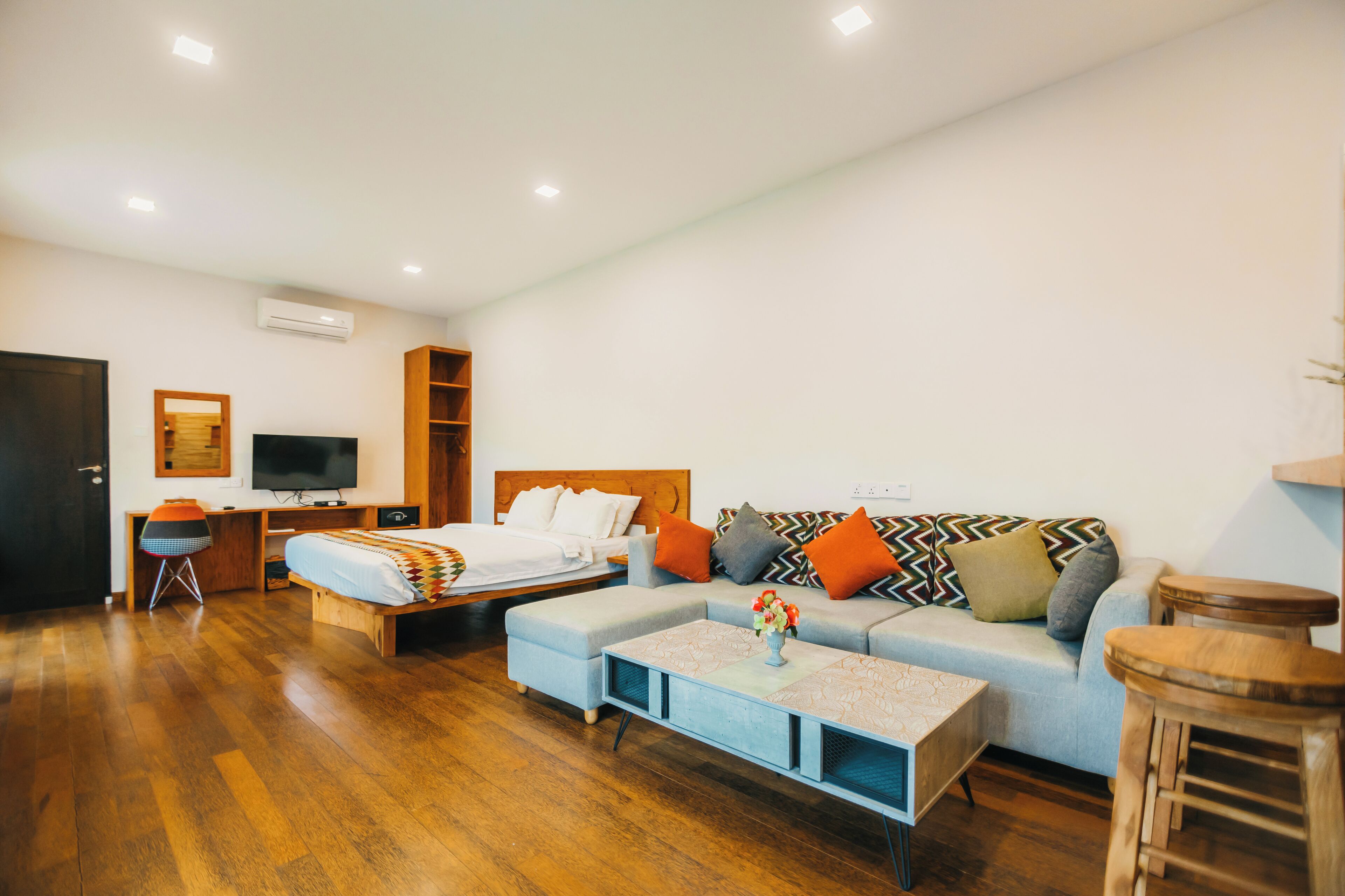 Honeymoon Meer Villa | Minibar, in-room safe, desk, free WiFi