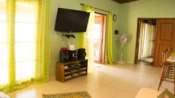 Double Room | Living room | Flat-screen TV