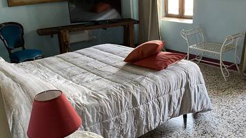 Chambre Quadruple Familiale | 1 chambre, draps en coton égyptien, literie de qualité supérieure