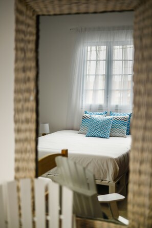 Soundproofing, free cribs/infant beds, free WiFi, bed sheets - Casa da Praia (Ponta Delgada)