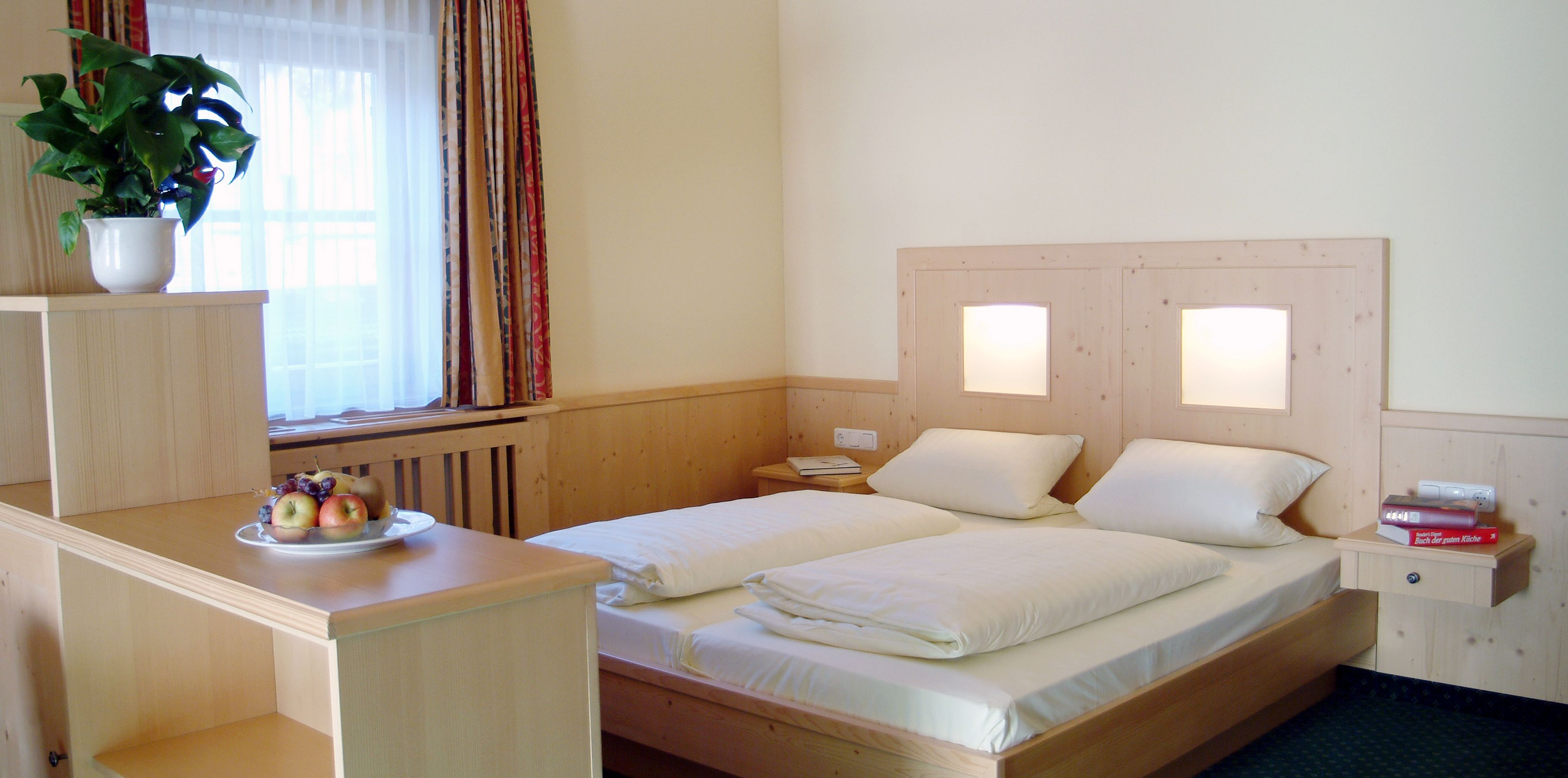 superior double room | hypo-allergenic bedding, minibar, in-room safe, blackout curtains