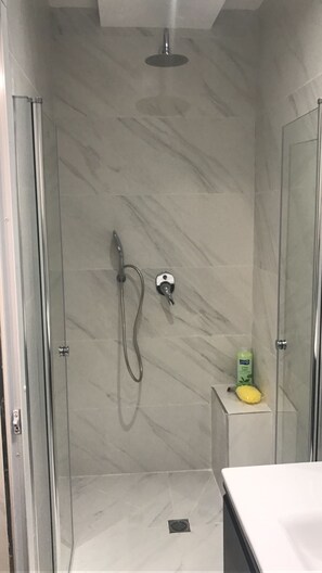 Studio,"Ariel", Apartment | Dusch