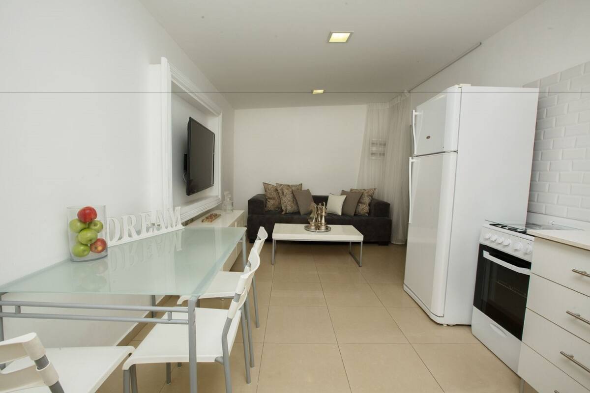 apartment ,"Tevel",1 bedroom | Literie de qualité, coffre-fort, bureau, système d’insonorisation