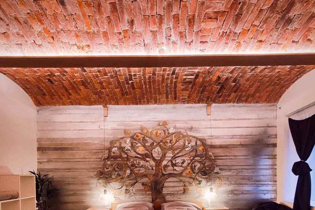 Design Apartment, 1 Bedroom, Non Smoking | Seterika/papan seterika, Wi-fi percuma, cadar katil