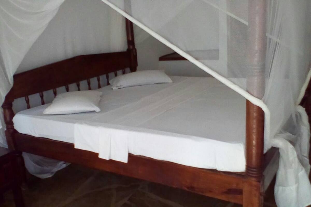 Vila luxo | Escrivaninha, Wi-Fi de cortesia