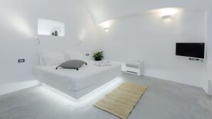 Luksusleilighet | Memory foam-senger, safe på rommet, wi-fi (inkludert) og sengetøy