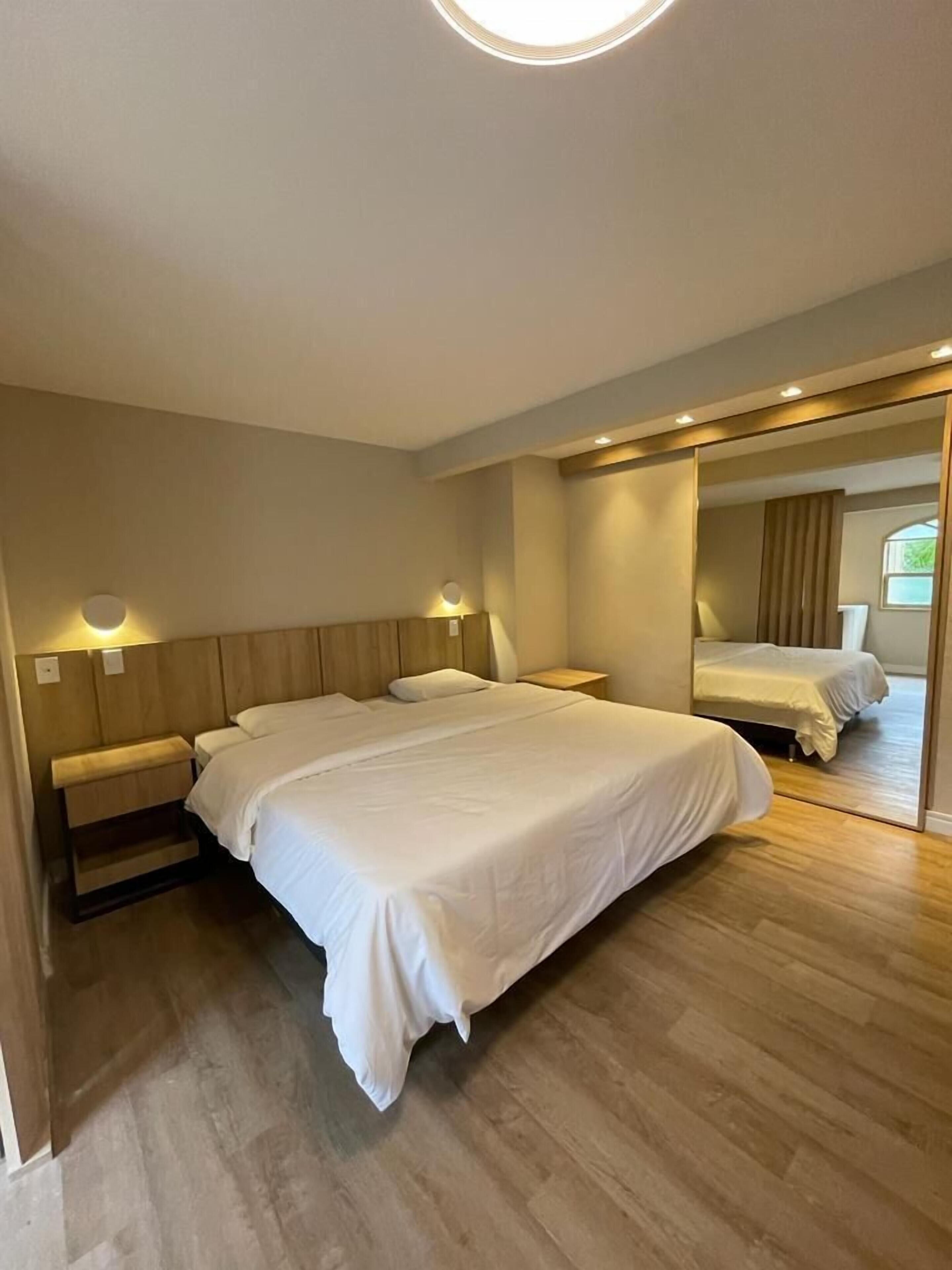 Minibar, desk, blackout drapes, free WiFi