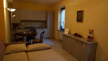 Monolocale, terrazzo | Insonorizzazione, culle/letti per bambini (gratuiti), Wi-Fi gratuito