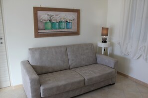 Apartment, Pool View, Ground Floor | Living area
