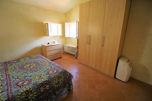 Apartment | 2 bedrooms, desk, bed sheets - Casa Flora (Formia)