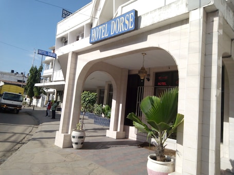 Front of property. Hotel Dorse