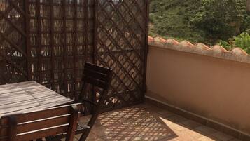 Habitación doble superior, 1 cama de matrimonio, terraza | Terraza o patio