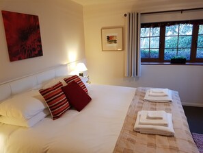 Cottage familiare, 2 camere da letto, accessibile ai disabili, vista giardino | Biancheria in cotone egiziano, biancheria da letto di alta qualità