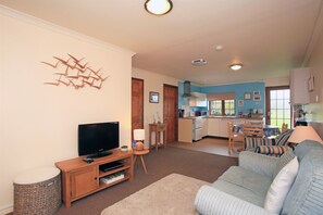 Familjestuga - 3 sovrum - eget badrum - utsikt mot trädgården | Utsikt från rummet