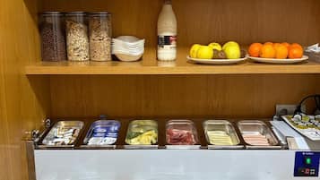 Petit déjeuner préparé à la commande compris tous les jours