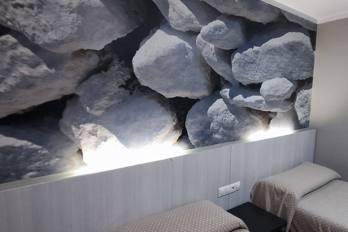 Allergitestet sengetøy, dundyner, memory foam-senger og skrivebord