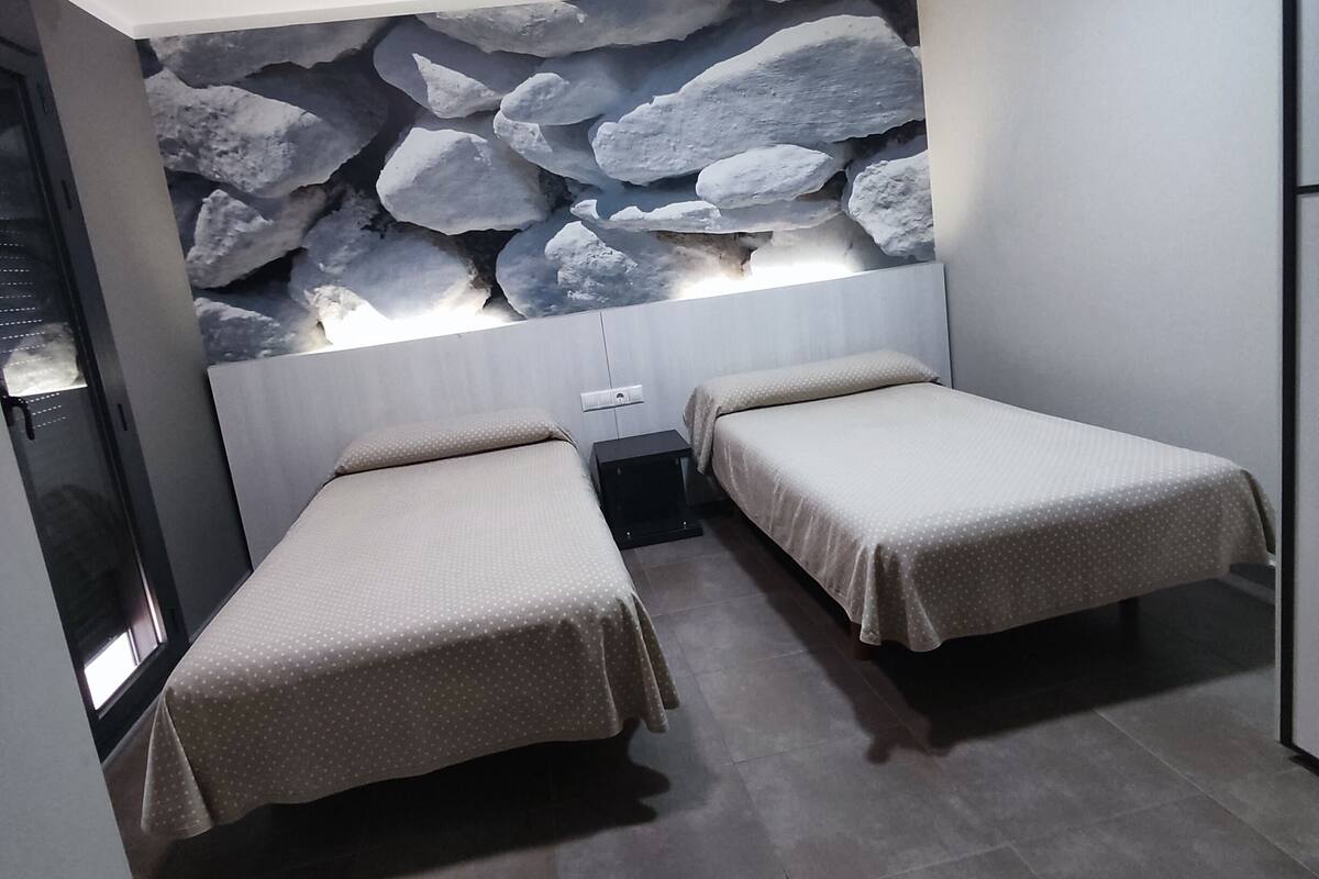 Allergitestet sengetøy, dundyner, memory foam-senger og skrivebord
