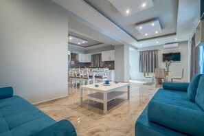 Superior Villa, 4 Bedrooms, Private Pool, Pool View (Chloe) | Living room | 32-inch flat-screen TV with satellite channels, TV