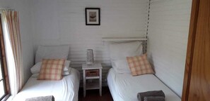 Chalet (5-Sleeper) | Extra beds - Woodbourne Resort (Knysna)