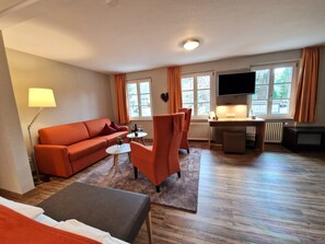 Superior Plus Room B