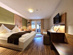 Comfort Room, Balcony (A) | Desk, free WiFi, bed sheets