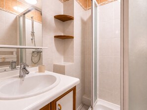 Bathroom - 3*** Studio by slopes, fireplace, pets allowed, garage (La Clusaz)