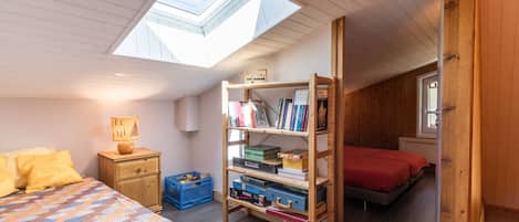 3 bedrooms, free WiFi, bed sheets