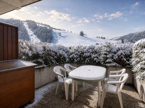 Studio cosy pour 4, proche pistes et commerces, animaux admis, parking inclus