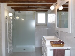 Suite, 2 Bedrooms | Bathroom | Shower, hydromassage showerhead, free toiletries, hair dryer - Le Grand Saint-Marc (Vendome)