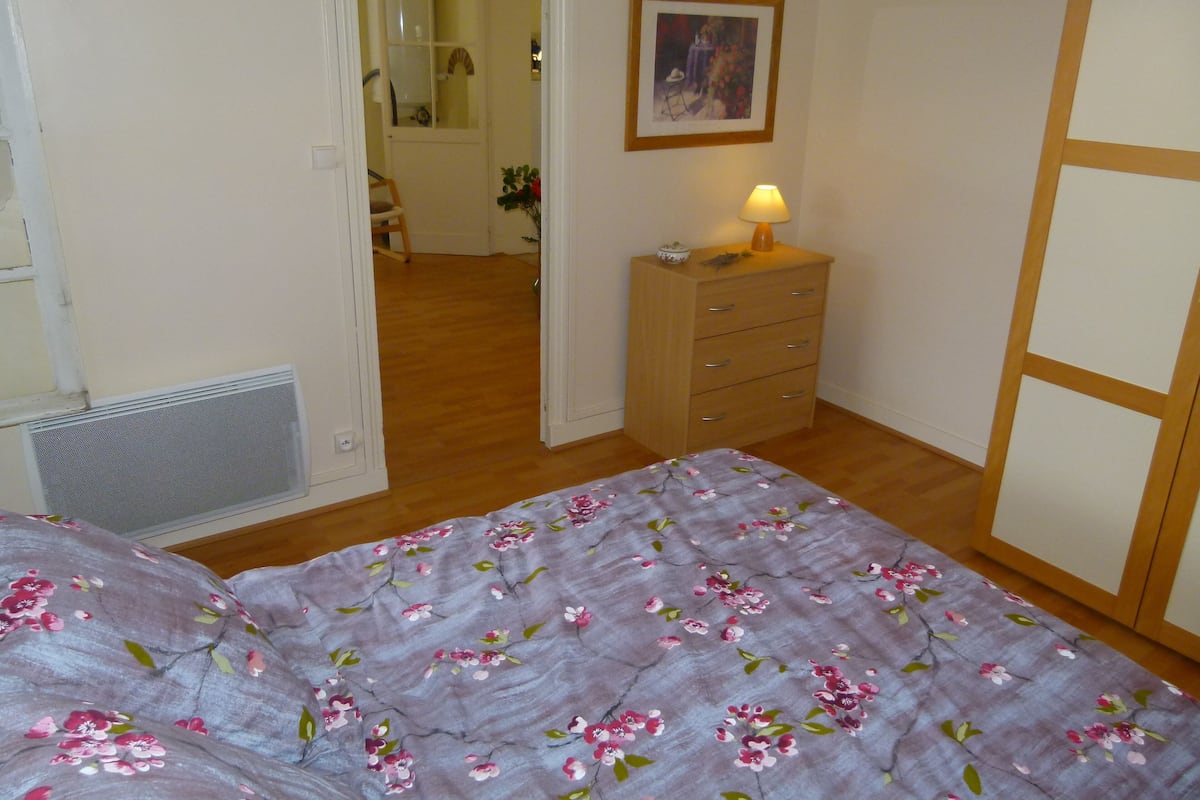 Apartment | 1 bedroom, individually decorated, individually furnished