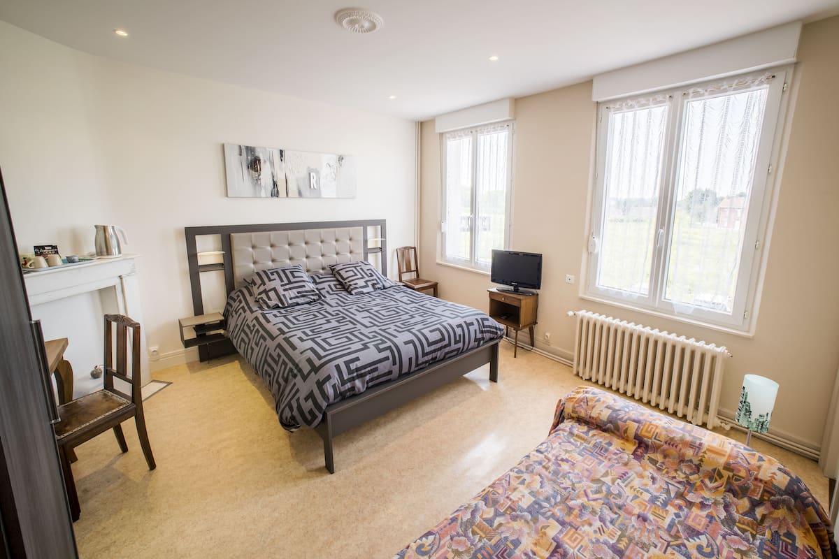 Comfort Double Room, Non Smoking | Desk, blackout curtains, free WiFi, individually decorated
