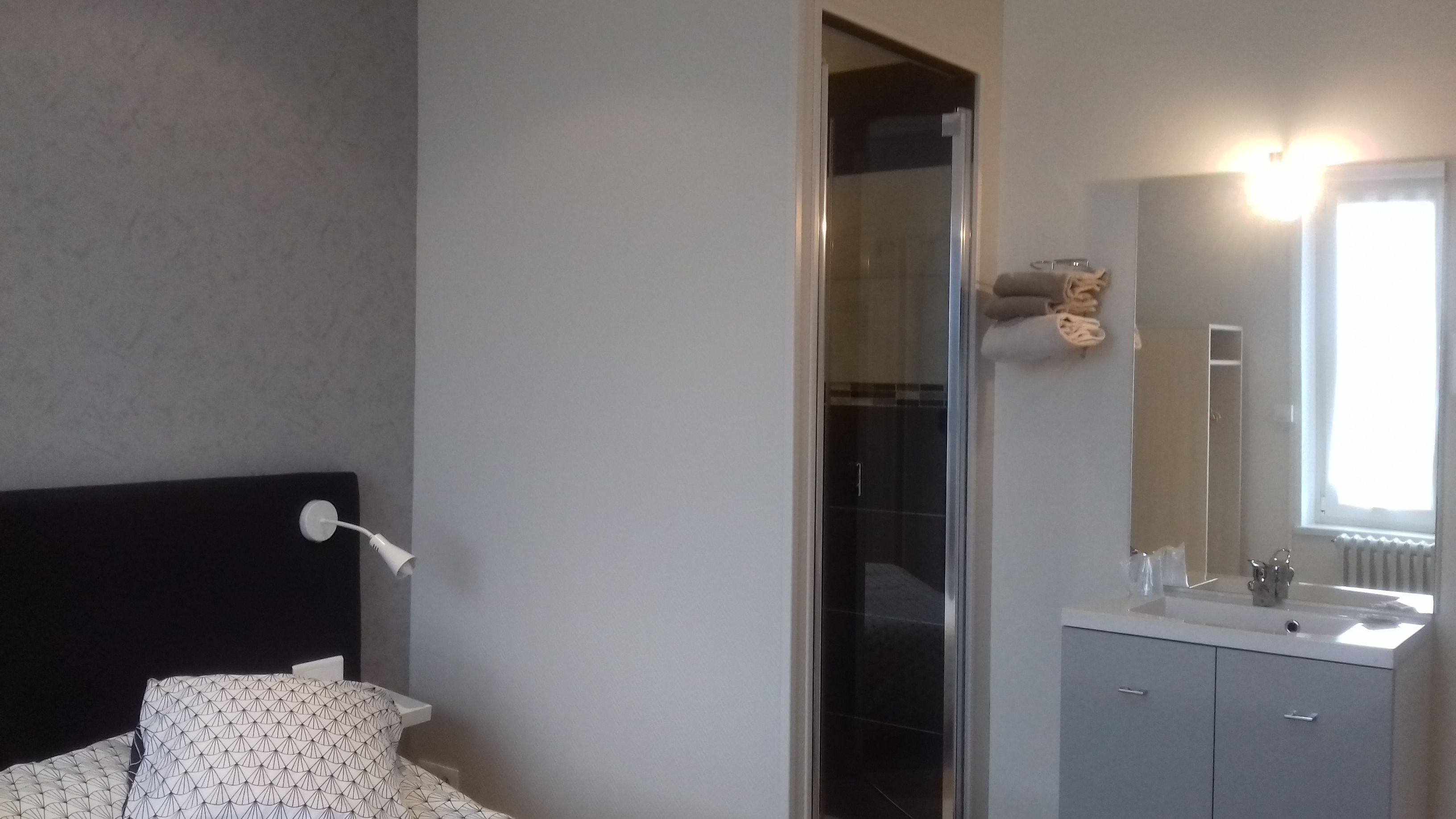 basic double room, non smoking | individually decorated, individually furnished, desk, blackout curtains