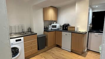 Soundproofing, iron/ironing board, free WiFi, bed sheets