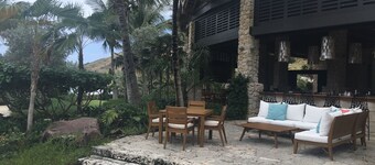 2 Bedroom Bungalow-Style Villa