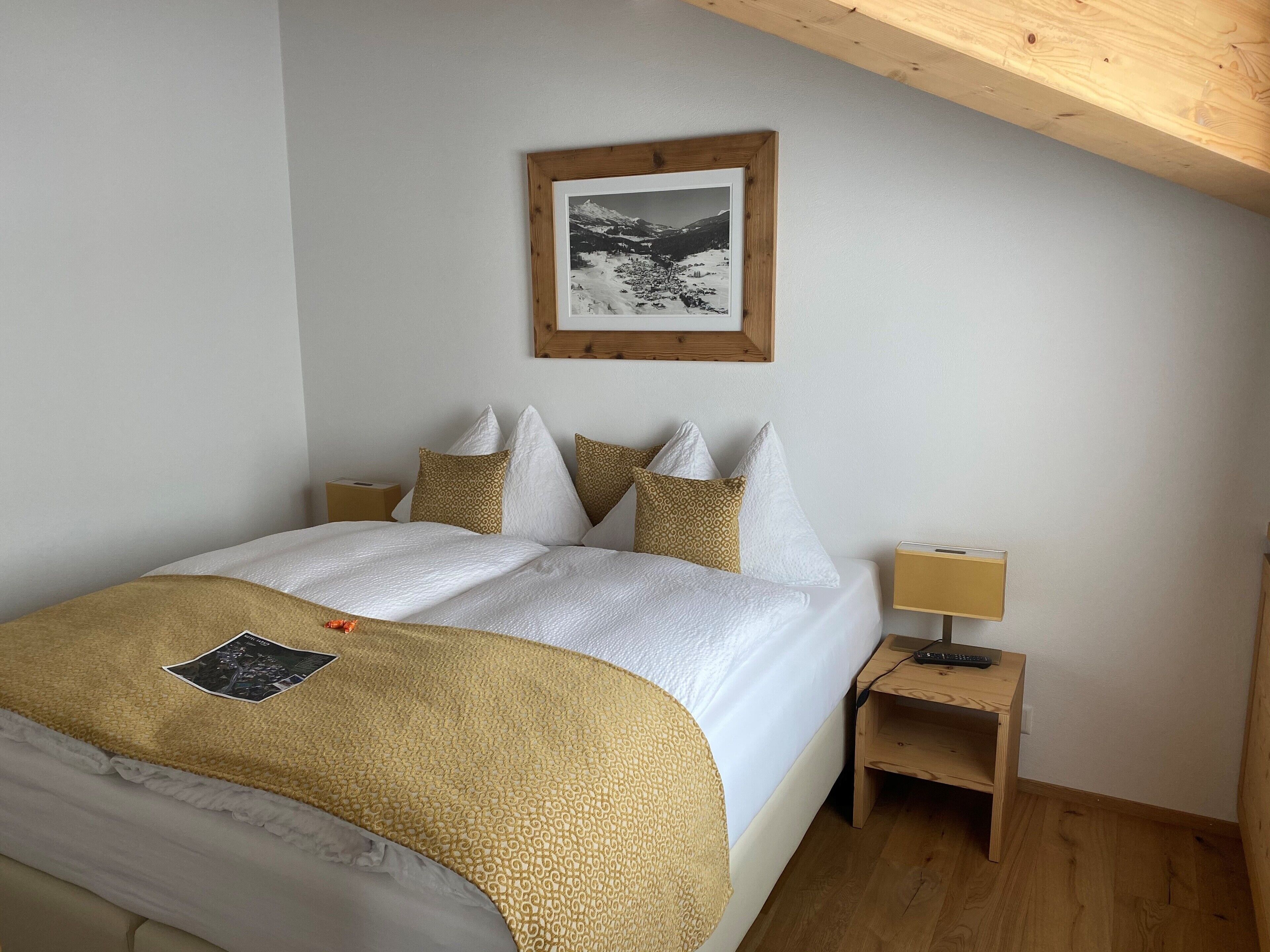 1 bedroom, desk, soundproofing, free WiFi