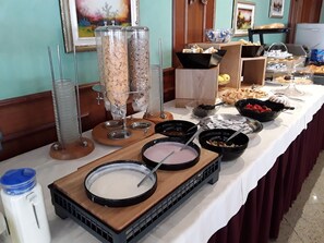 Free daily buffet breakfast - Hotel Bellaria (Levico Terme)
