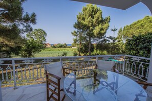 Standard Apartment (Pablo Boutique) | Balcony - Porto Giardino Apartments (Zakynthos)