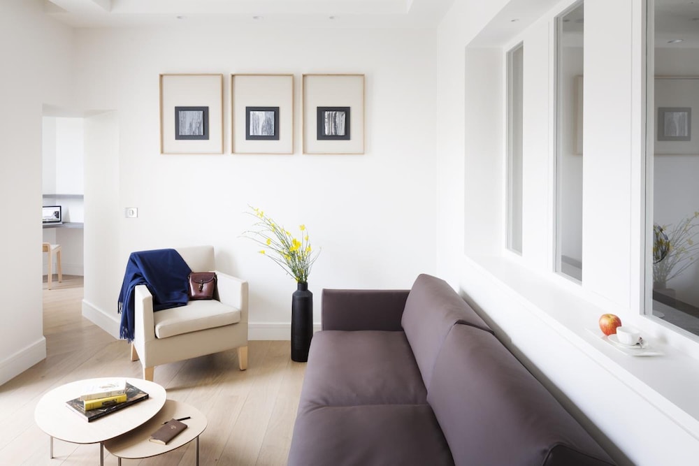 Château Autignac by null