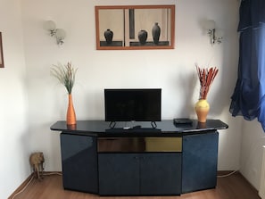 Apartemen Deluks, 2 kamar tidur | Seprai premium, meja kerja, kedap suara, dan tempat tidur bayi gratis