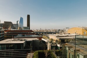 숙박 시설에서 보는 시내 전망