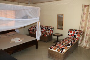 Comfort Room, 1 Double Bed, Garden Area | 1 bedroom, premium bedding, in-room safe, desk - Kivuli Villas (Diani Beach)