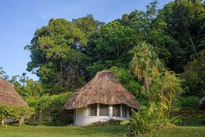 Exterior - Pook's Hill Lodge (Teakettle Village)