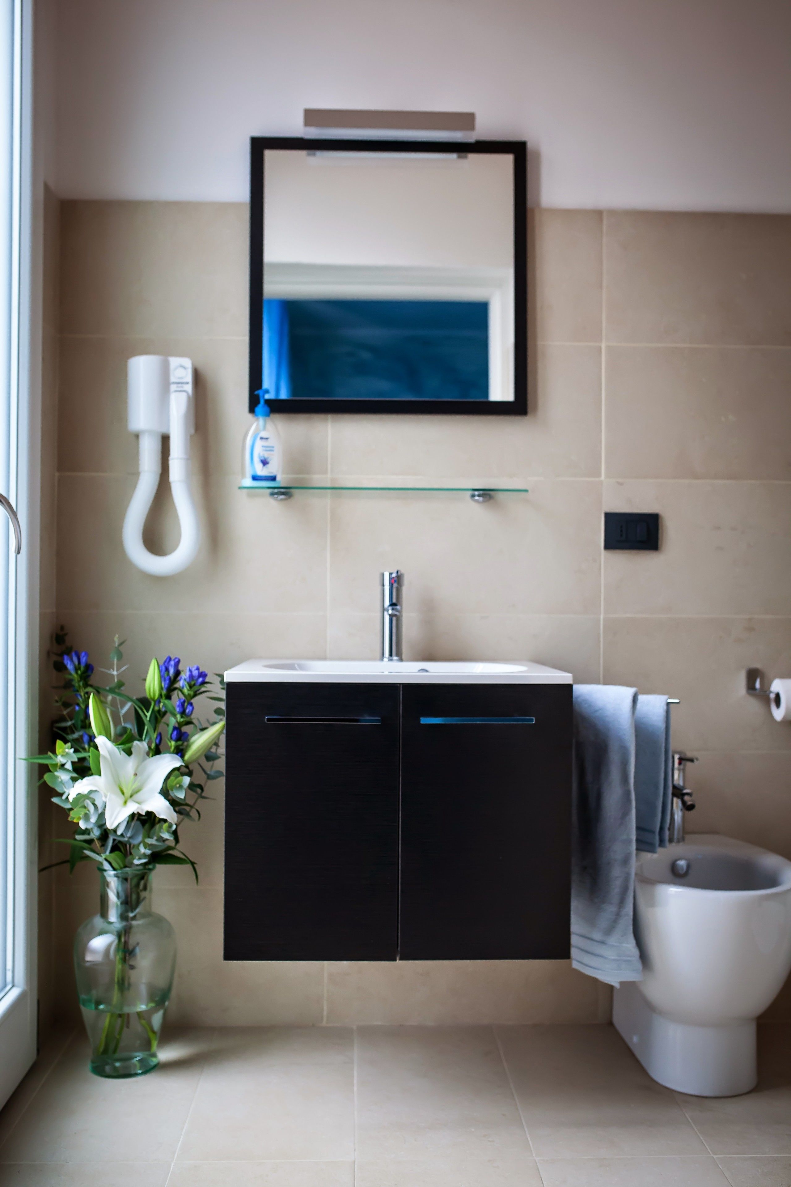 Chambre Double ou avec lits jumeaux, fumeur, balcon | Salle de bain