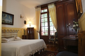 Individually decorated, individually furnished, free WiFi, bed sheets