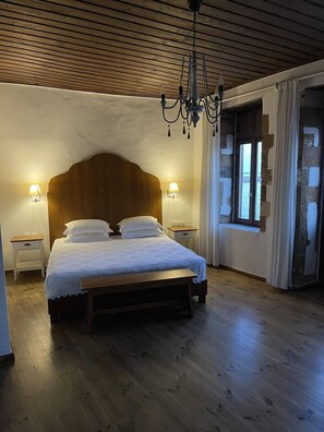 1 habitación, minibar, escritorio y sistema de insonorización 