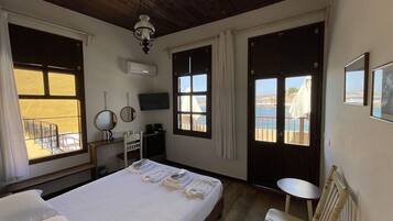 Deluxe Double Room, Terrace, Sea View | 1 bedroom, minibar, desk, soundproofing